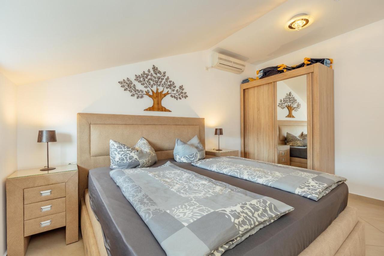 Apartment Penthouse Savina Herceg Novi Dış mekan fotoğraf