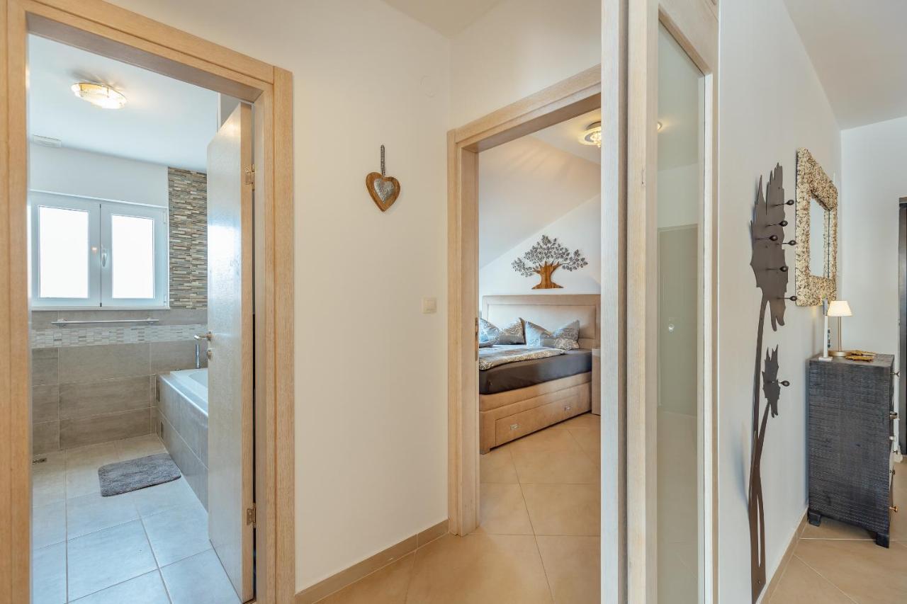 Apartment Penthouse Savina Herceg Novi Dış mekan fotoğraf